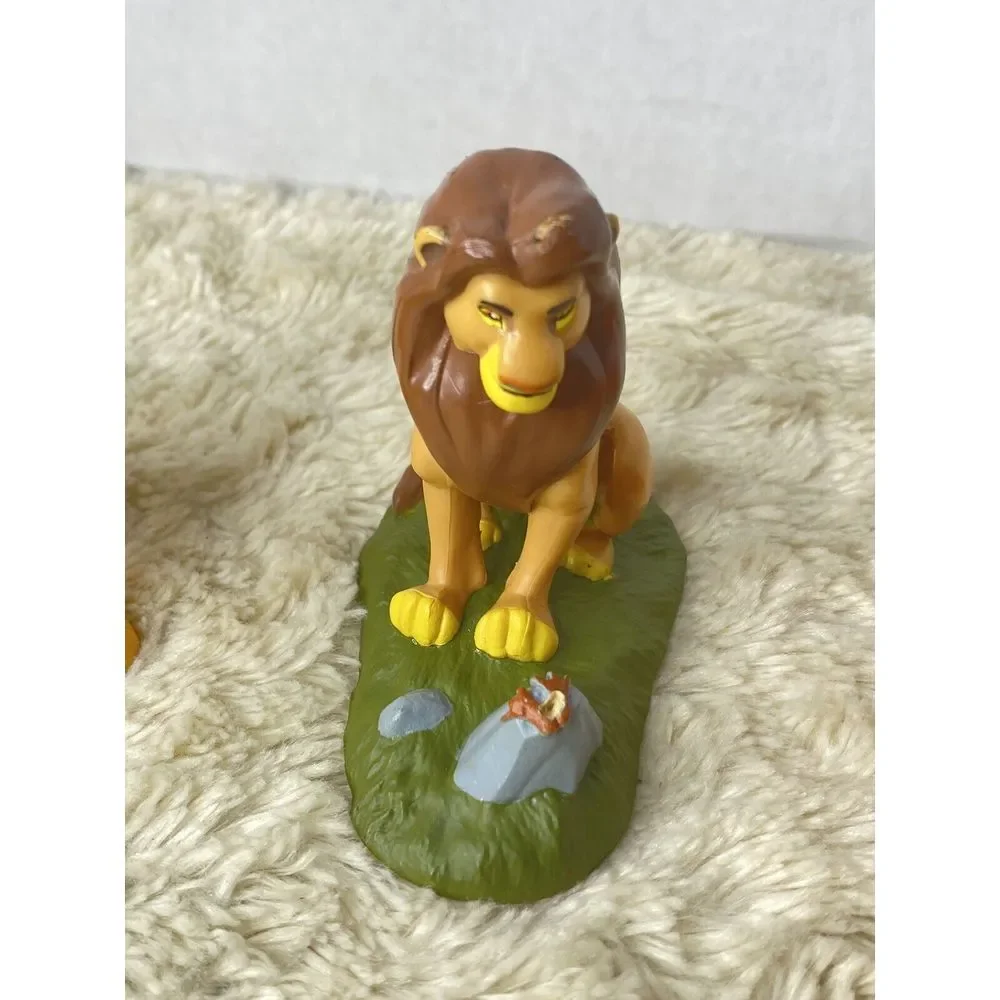 Lion King Plastic Toy‎ Assortment Variety Party Play Decorations HG2